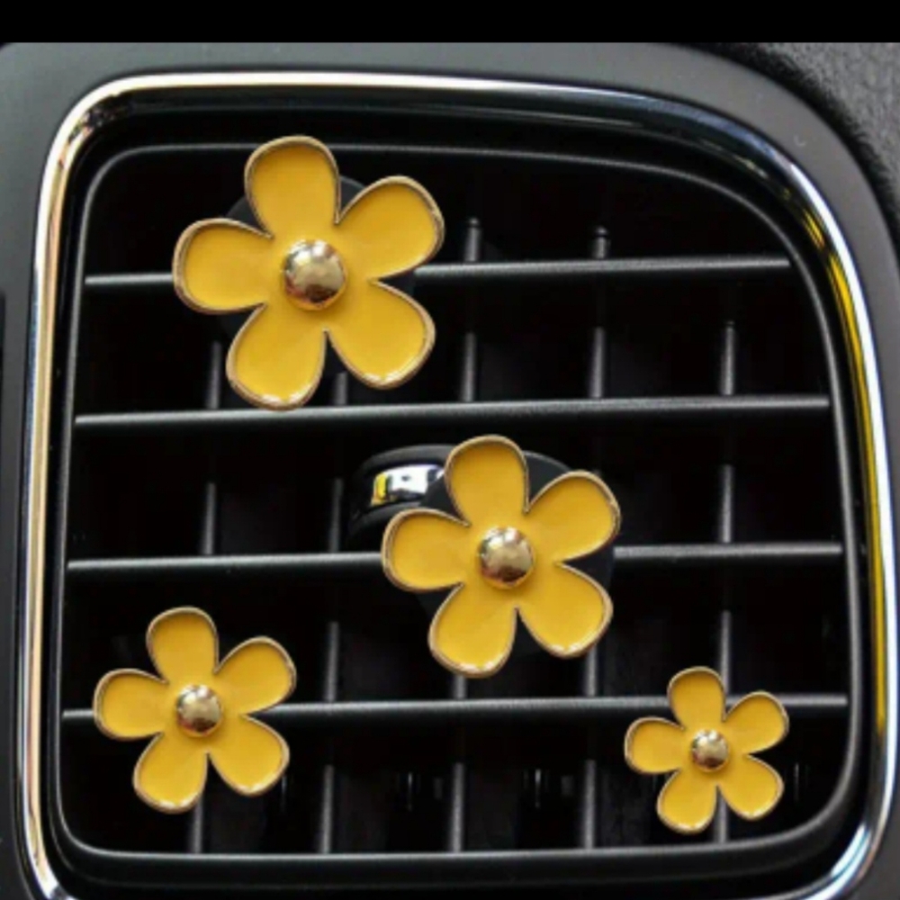 Flower Car Air Freshener & Accessory